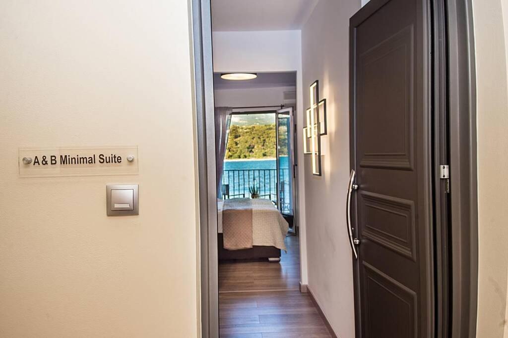 A & B Minimal Suite With Sea View In Argostoli المظهر الخارجي الصورة