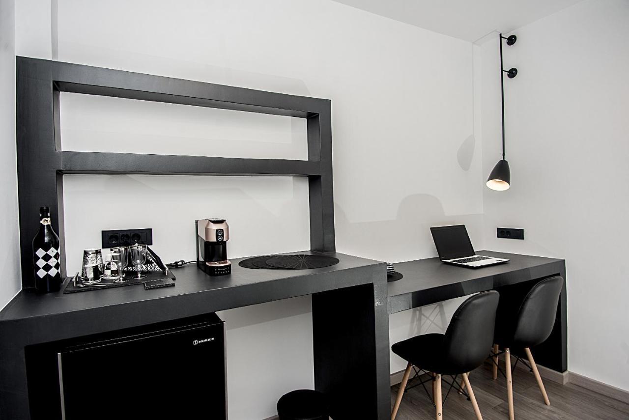A & B Minimal Suite With Sea View In Argostoli المظهر الخارجي الصورة