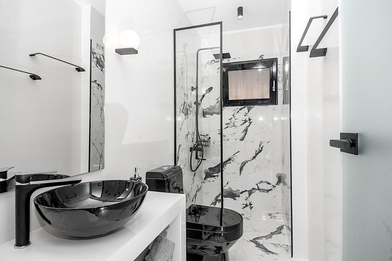 A & B Minimal Suite With Sea View In Argostoli المظهر الخارجي الصورة