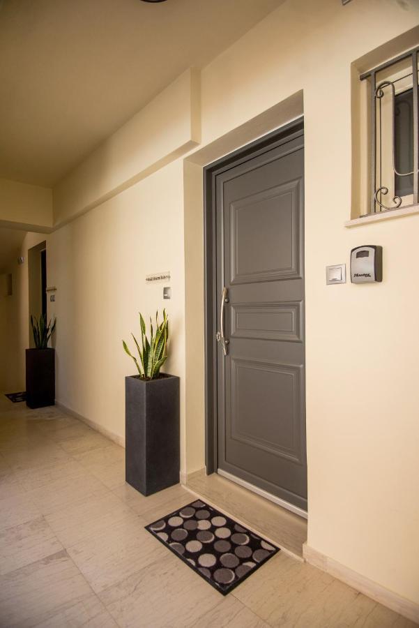 A & B Minimal Suite With Sea View In Argostoli المظهر الخارجي الصورة