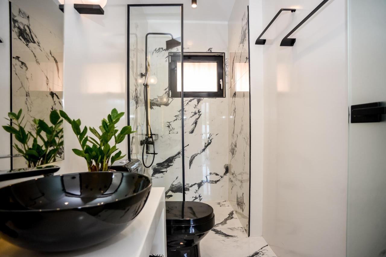 A & B Minimal Suite With Sea View In Argostoli المظهر الخارجي الصورة