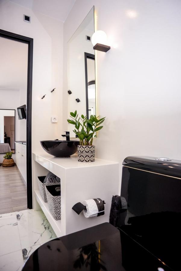 A & B Minimal Suite With Sea View In Argostoli المظهر الخارجي الصورة